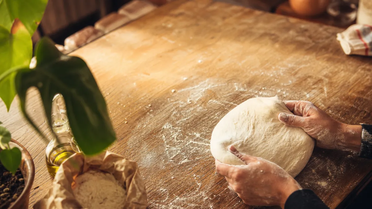 Recette pâte à pizza rapide sans repos : prête en 5 min