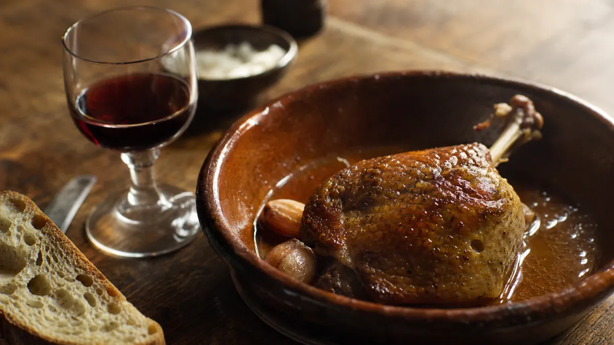 Saint-Émilion et confit de canard : l'accord parfait